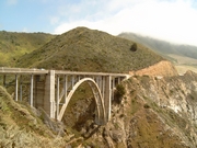 Een markante brug op Highway 1