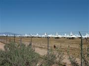 Enkele van de vele vliegtuigen die ten zuiden van Tucson gestald staan.